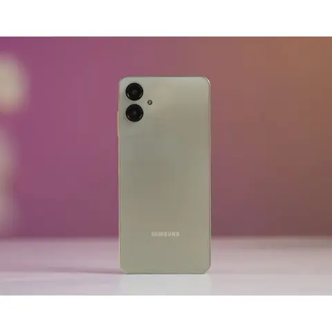 گوشی موبایل سامسونگ مدل galaxy a06 دو سیم کارت ظرفیت 128 گیگابایت و رم 6 گیگابایت